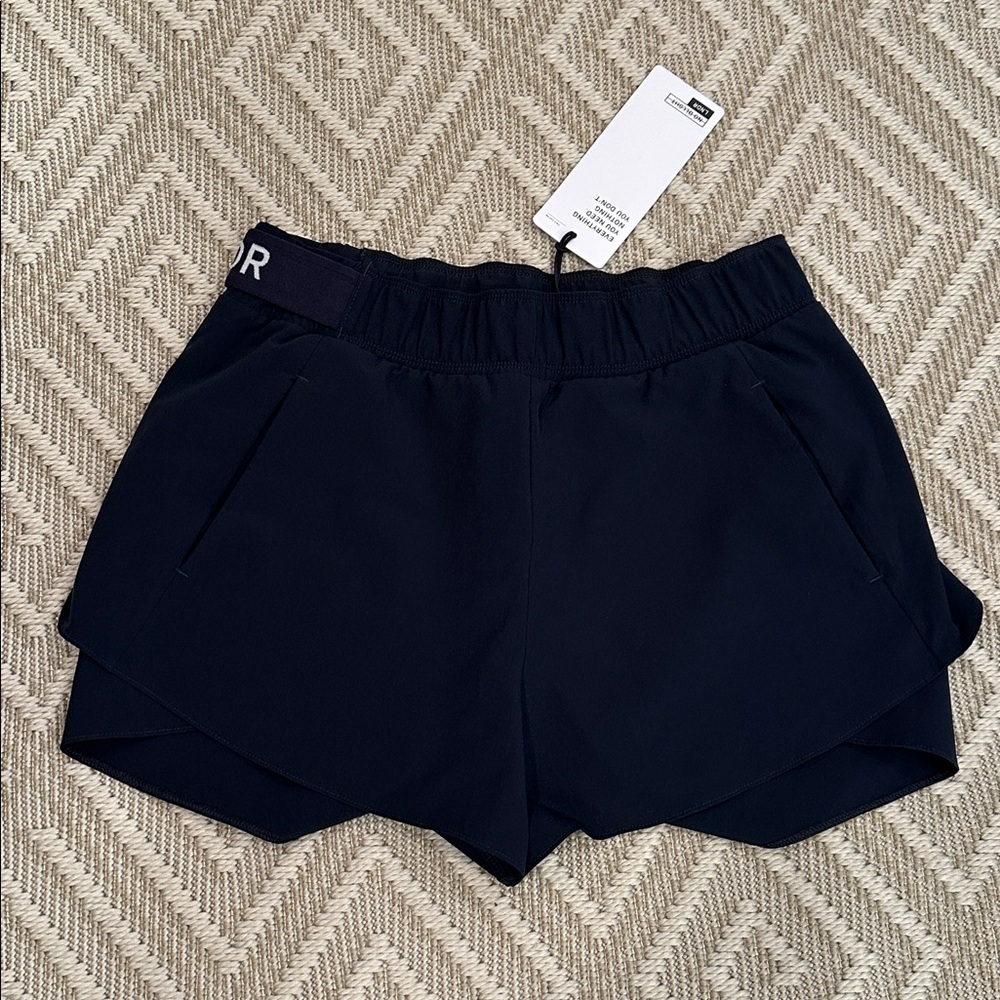 LNDR- THE FLY RUN Recycled Short- in Deep Navy *NWT